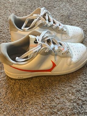 Nike White and Orange Low-Top Air Sneakers